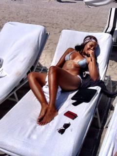 Angela Simmons feet photo thumbnail