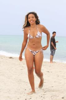 Angela Simmons feet photo thumbnail
