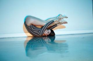 Angela Trimbur feet photo 6