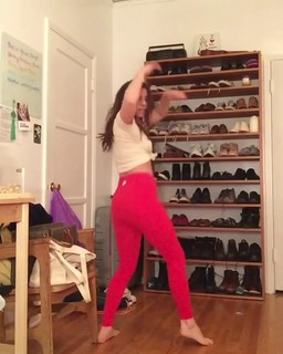 Angela Trimbur feet photo 1