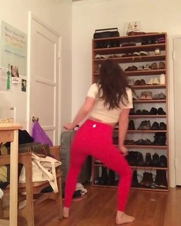 Angela Trimbur feet photo 19