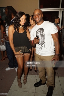 Angela Yee feet photo thumbnail