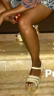 Angela Yee feet photo thumbnail