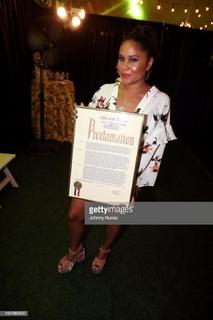 Angela Yee feet photo thumbnail