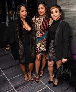 Angela Yee feet photo thumbnail