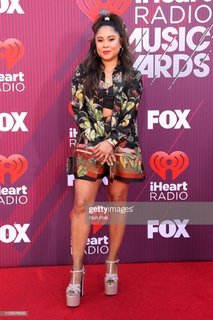 Angela Yee feet photo thumbnail