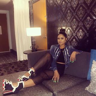 Angela Yee feet photo thumbnail