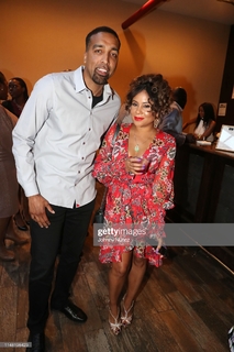 Angela Yee feet photo thumbnail