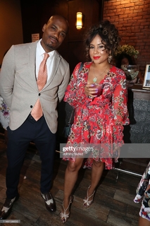 Angela Yee feet photo thumbnail
