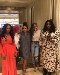 Angela Yee feet photo thumbnail