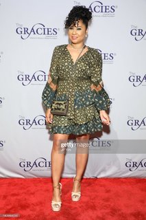 Angela Yee feet photo thumbnail
