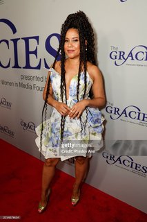 Angela Yee feet photo thumbnail