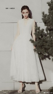 Angelababy feet photo thumbnail