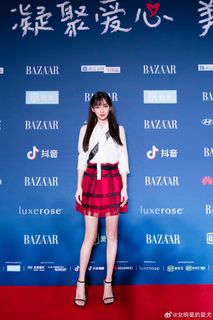 Angelababy feet photo thumbnail