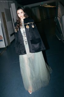 Angelababy feet photo thumbnail