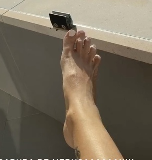 Angelica Marin Nicolas feet photo 4