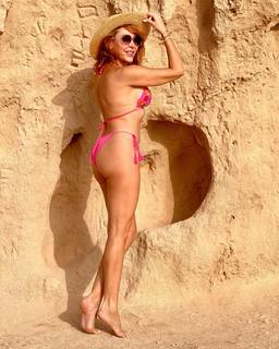 Angelica Marin Nicolas feet photo 5