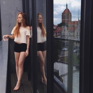 Angelika Mucha feet photo 14