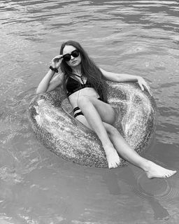 Angelika Mucha feet photo 5