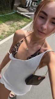 Angelika Mucha feet photo 1