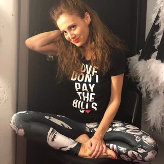 Angeliki Lambri feet photo 11