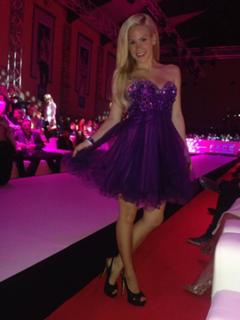 Angelina Heger feet photo 7