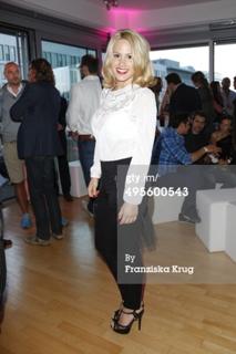 Angelina Heger feet photo 16
