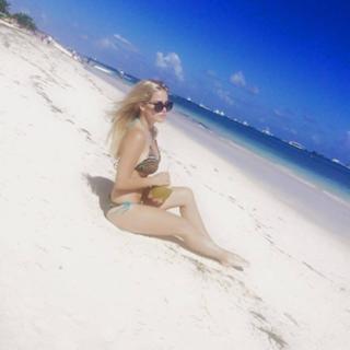 Angelina Heger feet photo 11