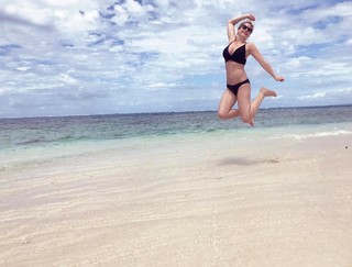 Angelina Heger feet photo 5