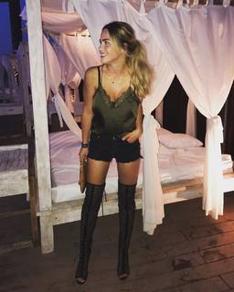 Angelina Heger feet photo 12