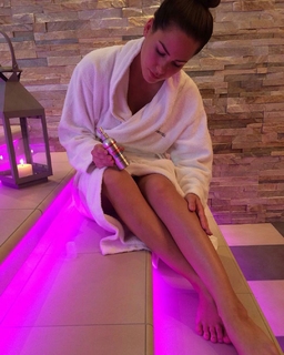 Angelina Heger feet photo 16