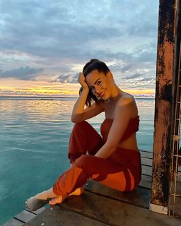 Angelina Heger feet photo 15