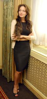 Angelina Jolie feet photo thumbnail