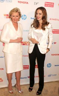 Angelina Jolie feet photo thumbnail