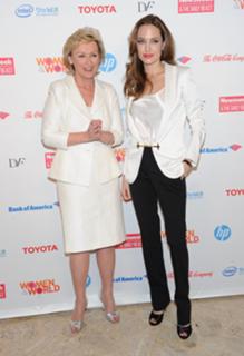 Angelina Jolie feet photo thumbnail