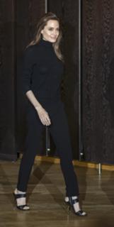 Angelina Jolie feet photo thumbnail