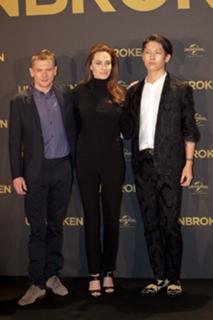 Angelina Jolie feet photo thumbnail