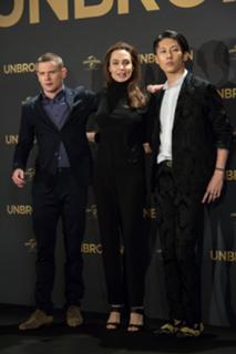 Angelina Jolie feet photo thumbnail