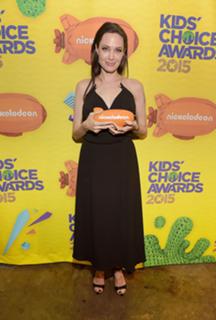 Angelina Jolie feet photo thumbnail