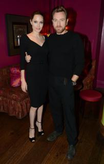 Angelina Jolie feet photo thumbnail