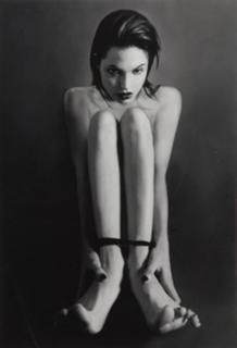 Angelina Jolie feet photo thumbnail