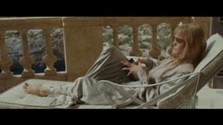 Angelina Jolie feet photo thumbnail