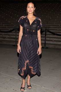 Angelina Jolie feet photo thumbnail