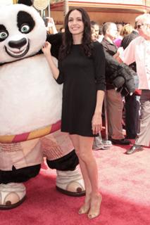 Angelina Jolie feet photo thumbnail