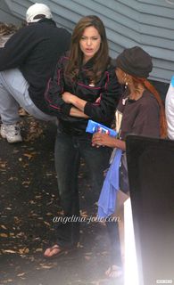 Angelina Jolie feet photo thumbnail