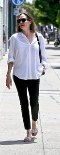 Angelina Jolie feet photo thumbnail