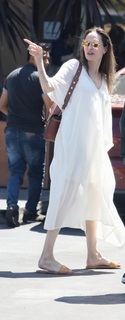Angelina Jolie feet photo thumbnail