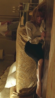 Angelina Jolie feet photo thumbnail
