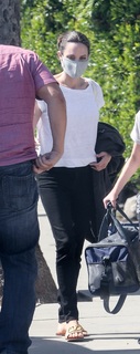 Angelina Jolie feet photo thumbnail