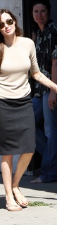 Angelina Jolie feet photo thumbnail
